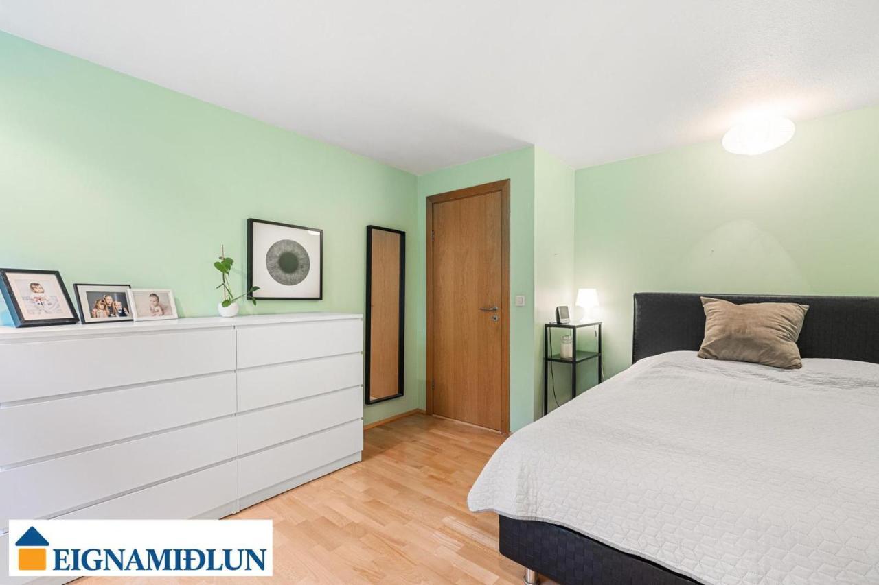 Large Apartment Close To The Centre Ρέυκιαβικ Εξωτερικό φωτογραφία